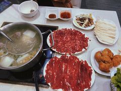 -黑山牛肉汤火锅(花城汇店)