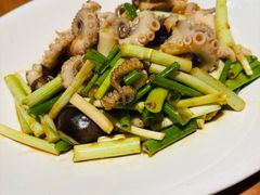 葱拌脆八带-波螺油子青岛本帮菜(银座店)