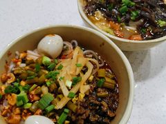 鸳鸯螺蛳粉-西环肥仔螺蛳粉(南宁第一分店)