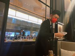 -海派悦庭·海胆烧麦·新融合菜(凯德广场店)