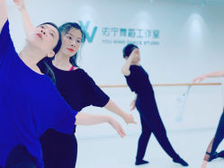 -佑宁舞蹈工作室