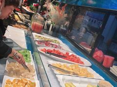 自助取餐区-聚盛源蒸汽海鲜火锅烤肉自助(巨川金海岸购物广场店)