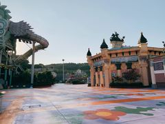 -平湖九龙山乐满地水上乐园