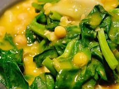 豌豆黄浸豌豆尖-半山腰·云南菜(侨福芳草地店)