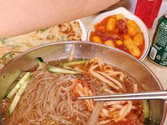 -拌来拌去石鍋拌飯(文鼎店)