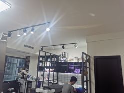 -CE·专业蛋白•羽毛接发·潮色烫染品牌店