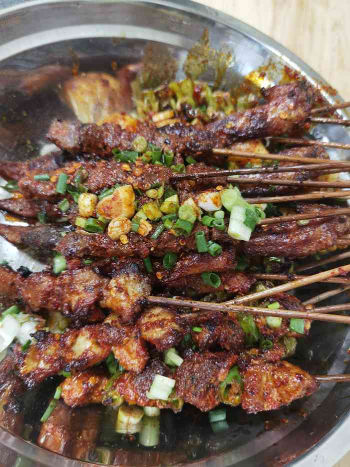 雪梅烧烤-"上次6点过来,被老板娘告知要等3个多小时."-大众点评移动版