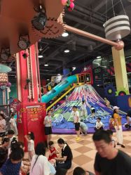 -欧酷世界动力星球(王府井奥莱UP TOWN店)