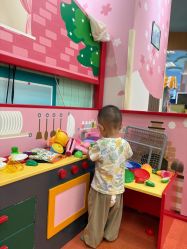 -莫莉幻想儿童乐园(武汉经开永旺店)