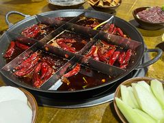 -乖嬢嬢重庆老火锅(南联店)