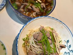 -镇南锅盖面馆(解放路店)