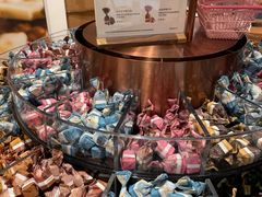 -Laderach 莱德拉(上海环贸iapm店)