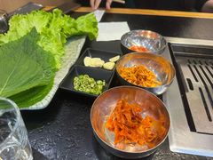 -臻牛烤肉