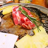 这家烤肉店的肉肉 🥩 口感真棒 (^～^)