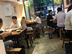 大堂-四小区火锅·巷子里的重庆火锅(花照壁店)