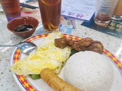 黑椒肠仔煎双蛋炸鸡腿饭-新辉港式茶餐厅(北栅店)