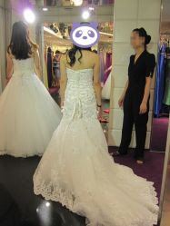 试衣秀-韩国天使嫁衣婚纱礼服馆(上海旗舰店)