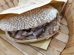 京容合老北京烧饼夹鸡蛋-京容合·老北京烧饼夹肉(珠江八区店)