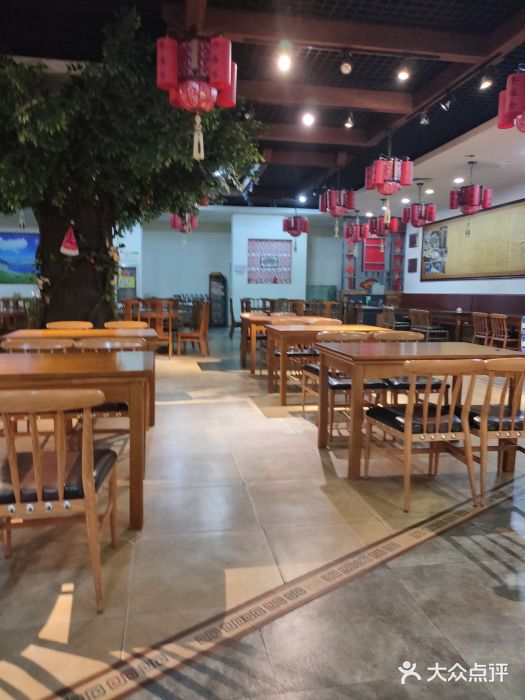 李连贵熏肉大饼(中街盛京龙城店)大堂图片