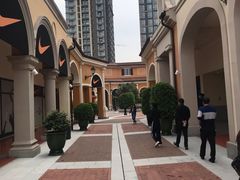 -佛罗伦萨小镇广佛名品奥特莱斯(疏港路店)