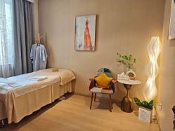 -百秀名媛纹绣美学护肤中心