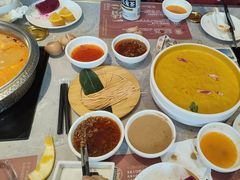 -一绪に寿喜烧(荟聚店)