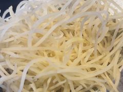 -钢管厂五区小郡肝串串香(蜀都万达店)
