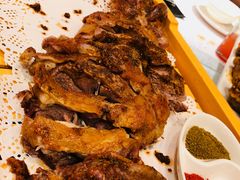 大漠烤羊腿-伊祥·敦煌楼