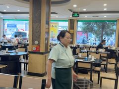 -迎宾楼(解放西街店)