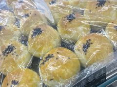 豆沙蛋黄酥-甜嘟嘟烘焙坊(舒城路店)