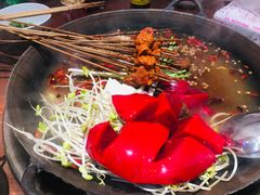 -四小区火锅·巷子里的重庆火锅(花照壁店)