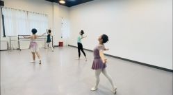 -白珂舞蹈教室