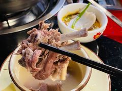 -老石黑山羊毛驴肉火锅(金凯广场店)
