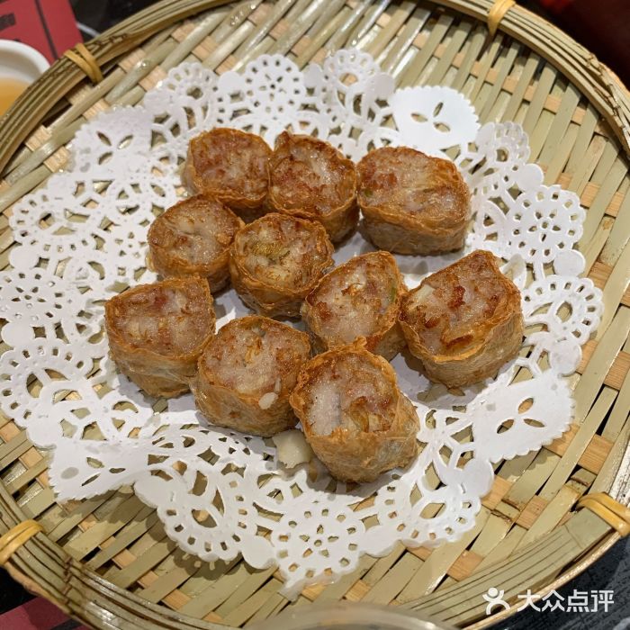 一肴·牛肉粿条(罗湖万象店)手工炸粿肉图片