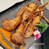 吃完饭还可以唱歌儿 非常推荐de一家餐厅哟