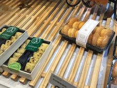 无水蜂蜜蛋糕-昆明冠生园·蛋糕·面包(朗悦湾店)