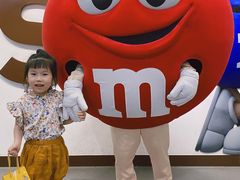 -m豆巧克力世界(上海世茂广场店)