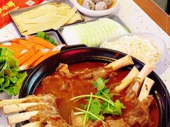 -沪小胖·小龙虾·蓝龙王(八佰伴店)