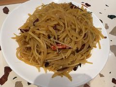 酸辣土豆丝-姥姥家春饼店(惠新东街店)