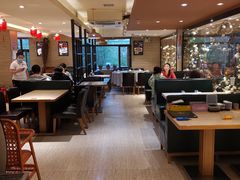 大堂-六泰居·尔滨地标·东北菜(泰山路店)
