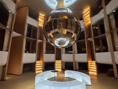 -涨巢·潮玩水疗局