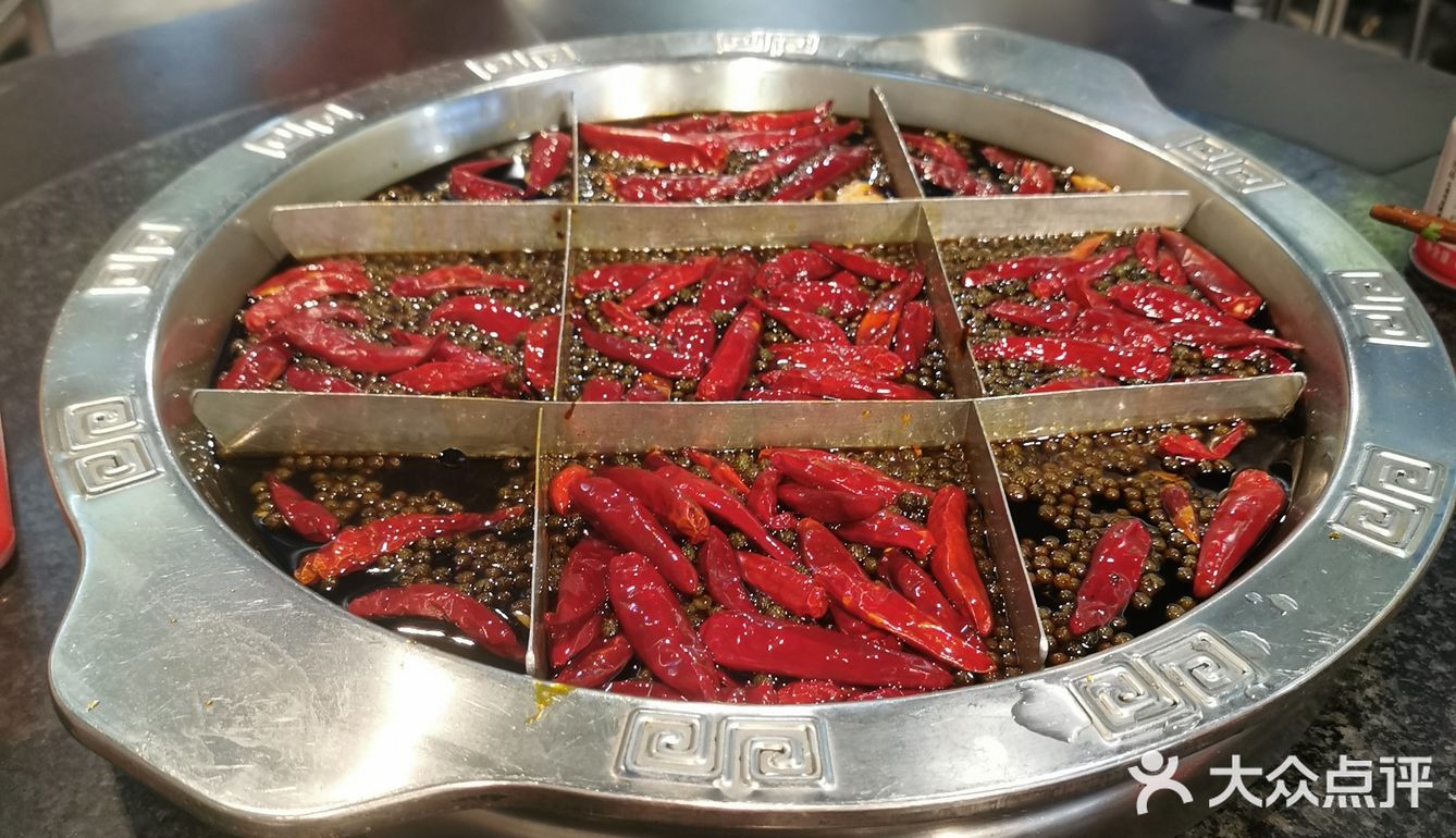 环境： 就是一个防空洞，虽然不是第一次来了