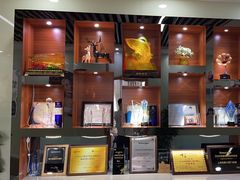 -茂菊口腔连锁(浦东南路店)