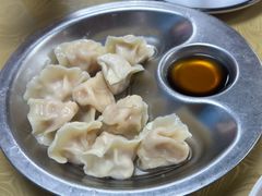 -崴海渔村(虹梅路店)