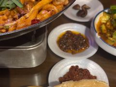 -富正毅三下锅·湘西韵味(天门山索道店)
