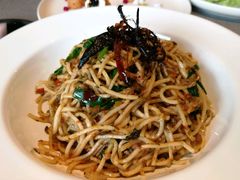 油鸡枞炒饵丝-半山腰·云南菜(侨福芳草地店)
