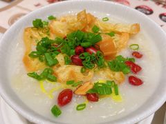 荔湾艇仔粥-赏点粤式点心(广州塔店)
