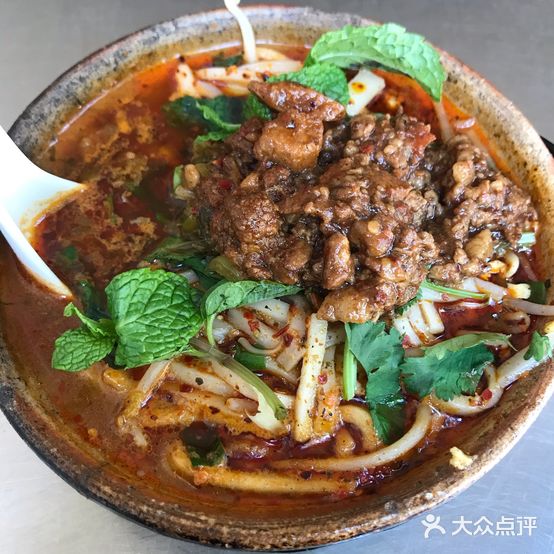 老砂锅小吃