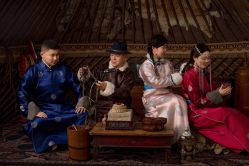 点击看大图 -苏雅影像蒙古婚纱摄影工作室