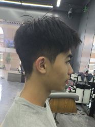 -藤野造型烫发染发